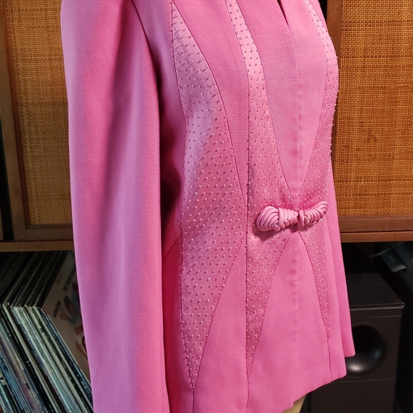 Vintage Pink Blazer W/ Hand Beaded Detail Sz 8 - Picture 3 of 4